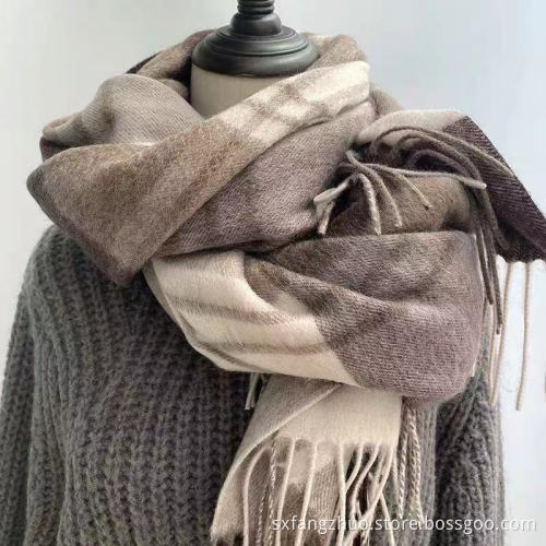 2021hot seller soft and warm shawls plaid custom logo scarf